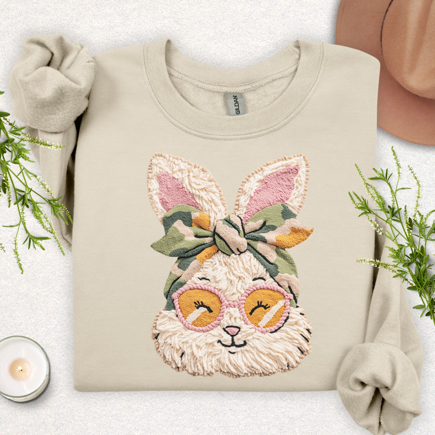 Faux Yarn Miss Bunny in Shades Sweatshirt