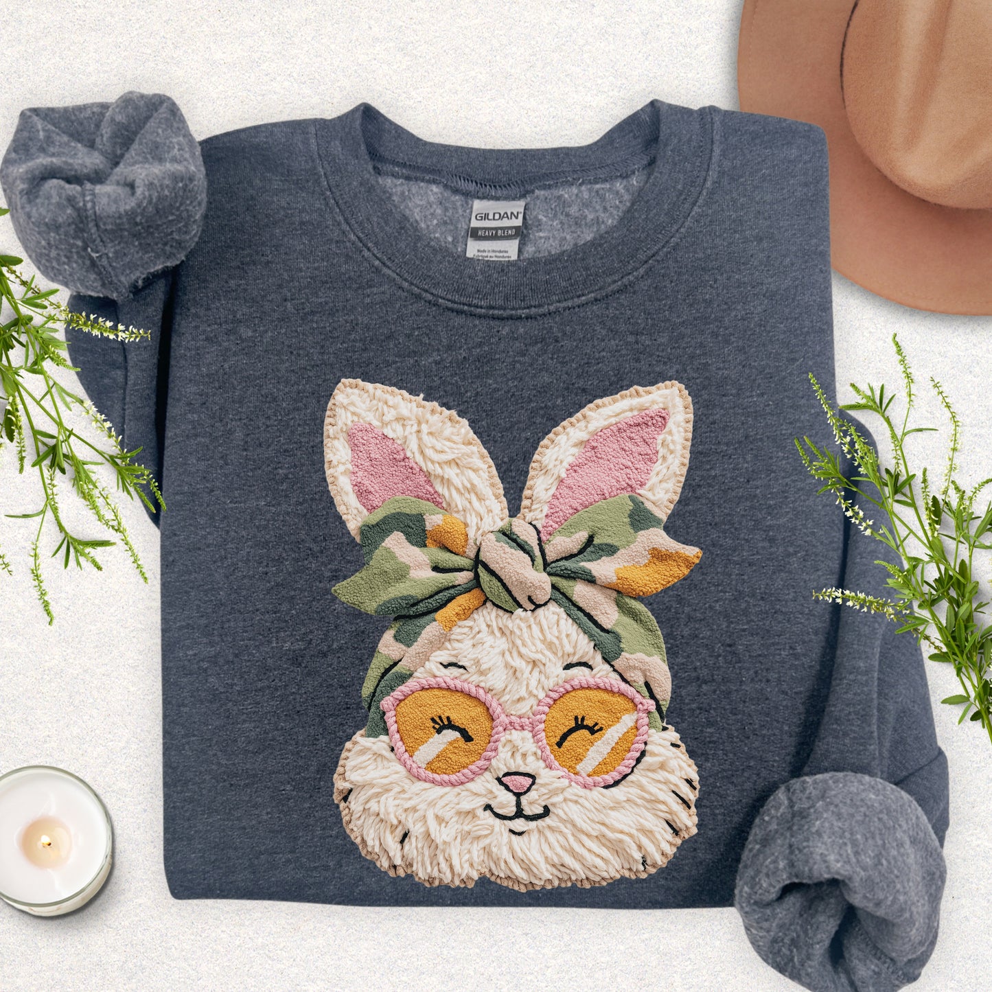 Faux Yarn Miss Bunny in Shades Sweatshirt