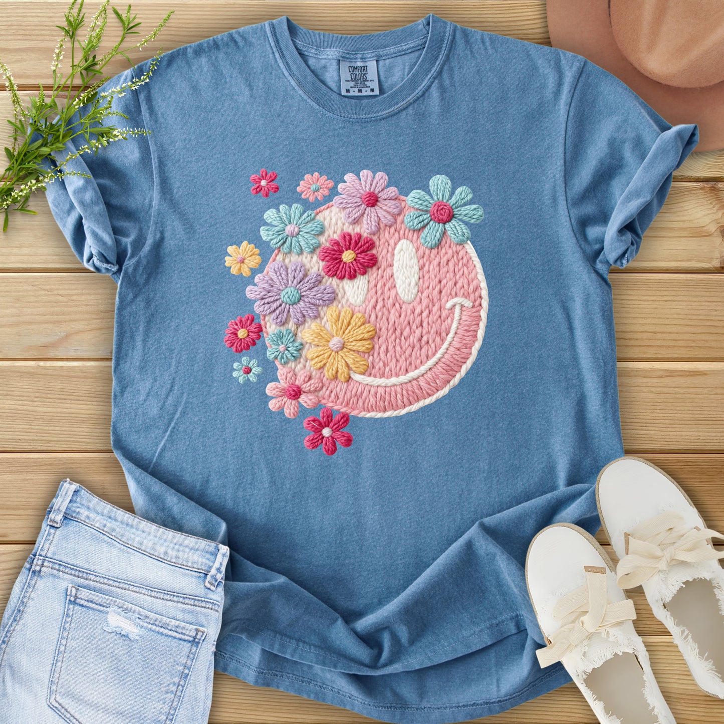 Faux Embroidery Floral Smiley Tee