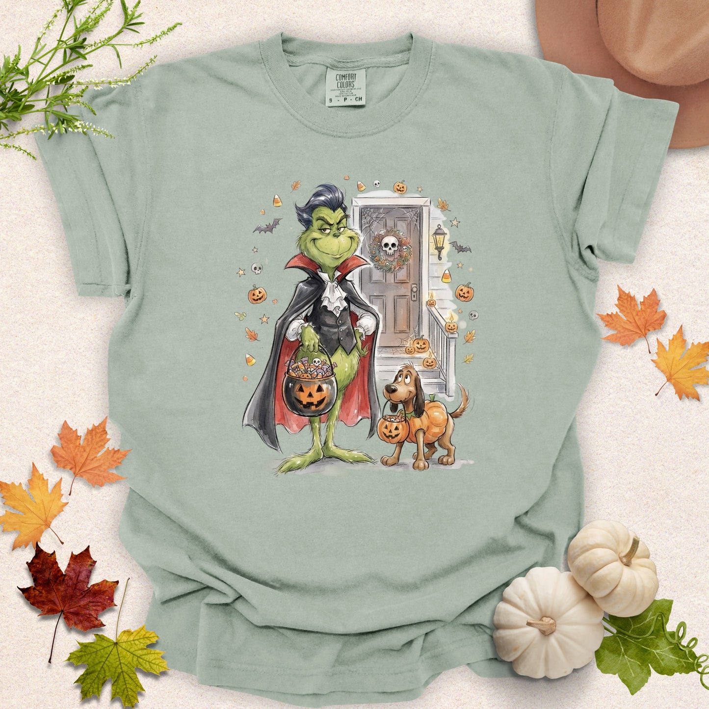 Spooky Grinchula Tee